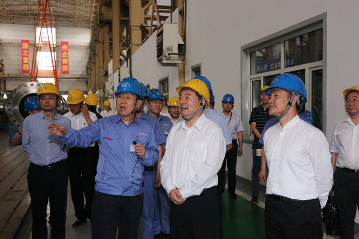 郝鹏参观调查PA集团集团所属企业电机公司